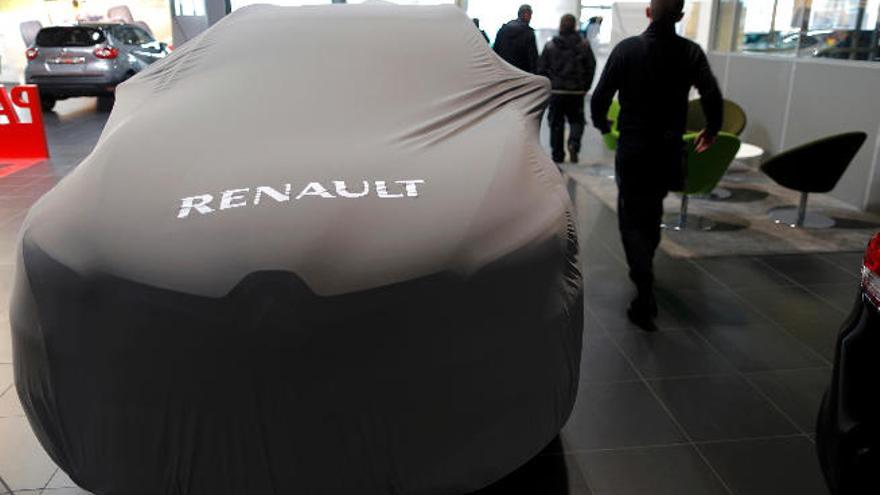 Renault contrarresta las sospechas  de fraude con 15.000 revisiones