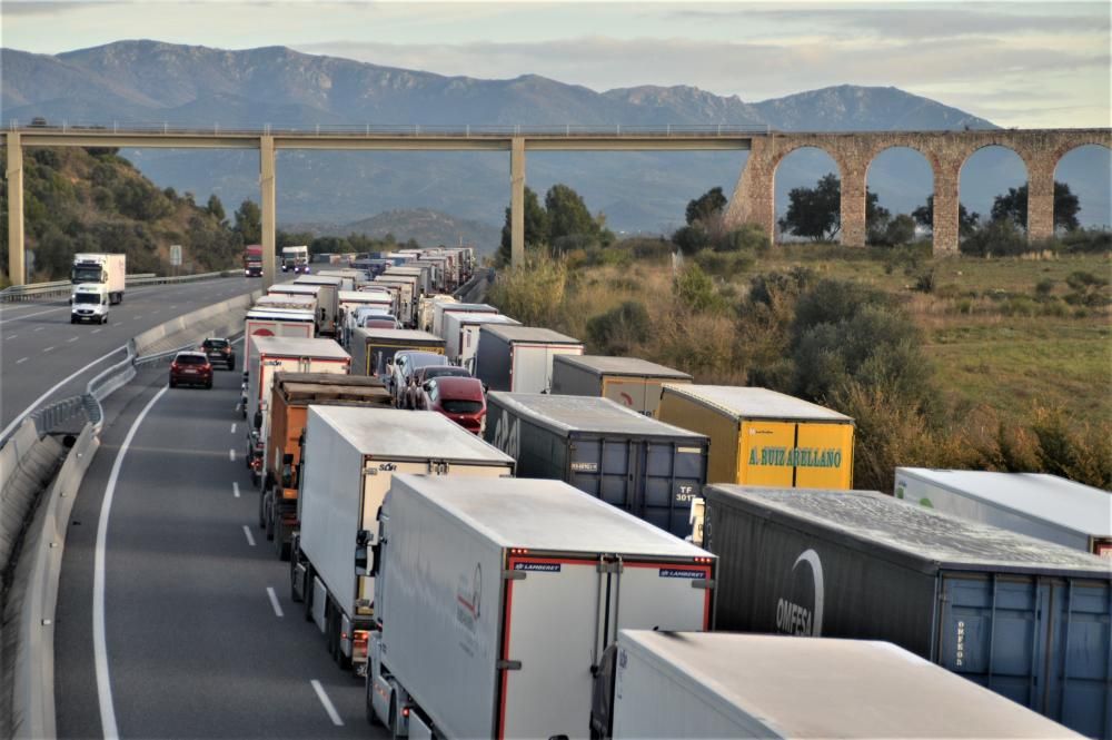Col·lapse de trànsit per la vaga a França