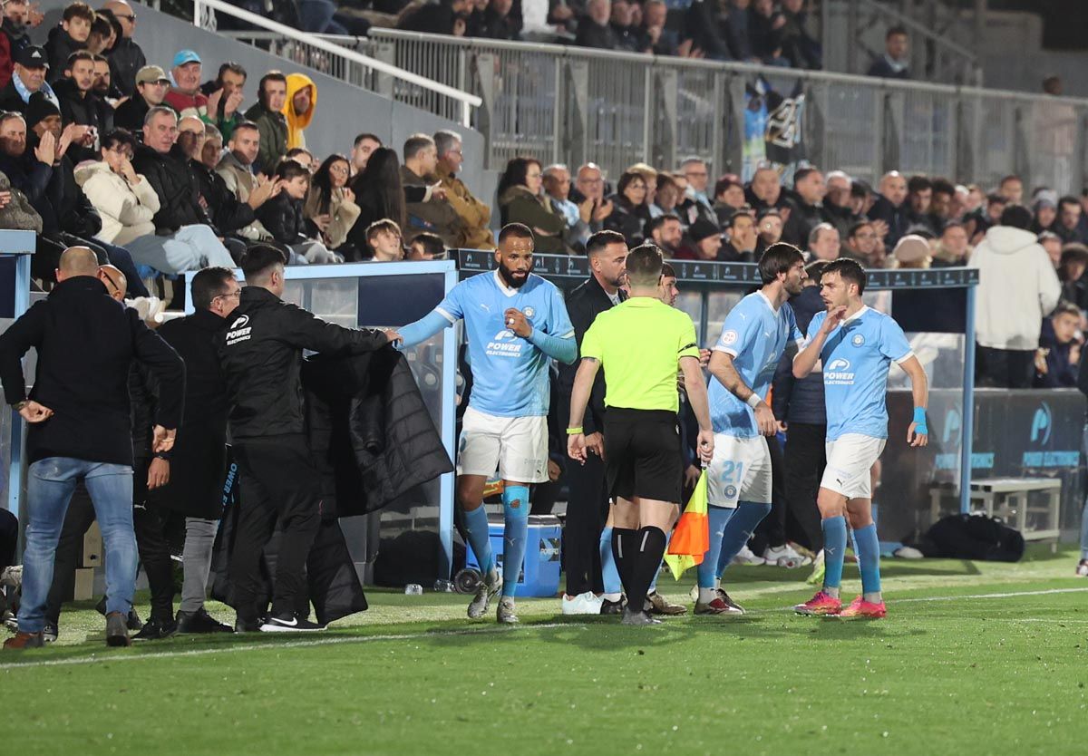 Galería: Las imágenes del partido de la UD contra el Yeclano