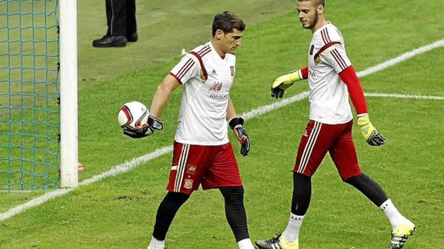 Casillas i De Gea en l&#039;entrenament d&#039;ahir a l&#039;estadi Carlos Tartiere