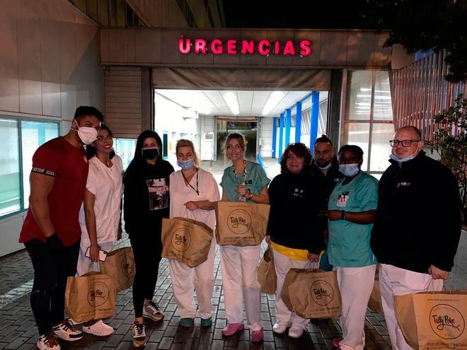 Gracias a la iniciativa Food 4 Heroes se reparte comida de forma gratuita a los sanitarios madrileños