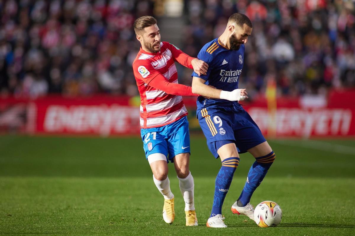 Granada CF V Real Ma (132914424).jpg