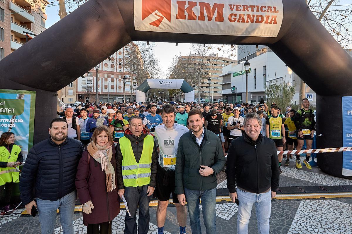 Éxito total en el XXIV KM Vertical de Gandia con un millar de participantes