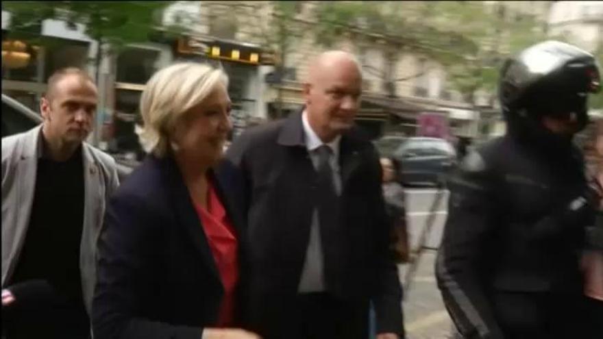 Macron y Le Pen, en París para conocer los resultados electorales