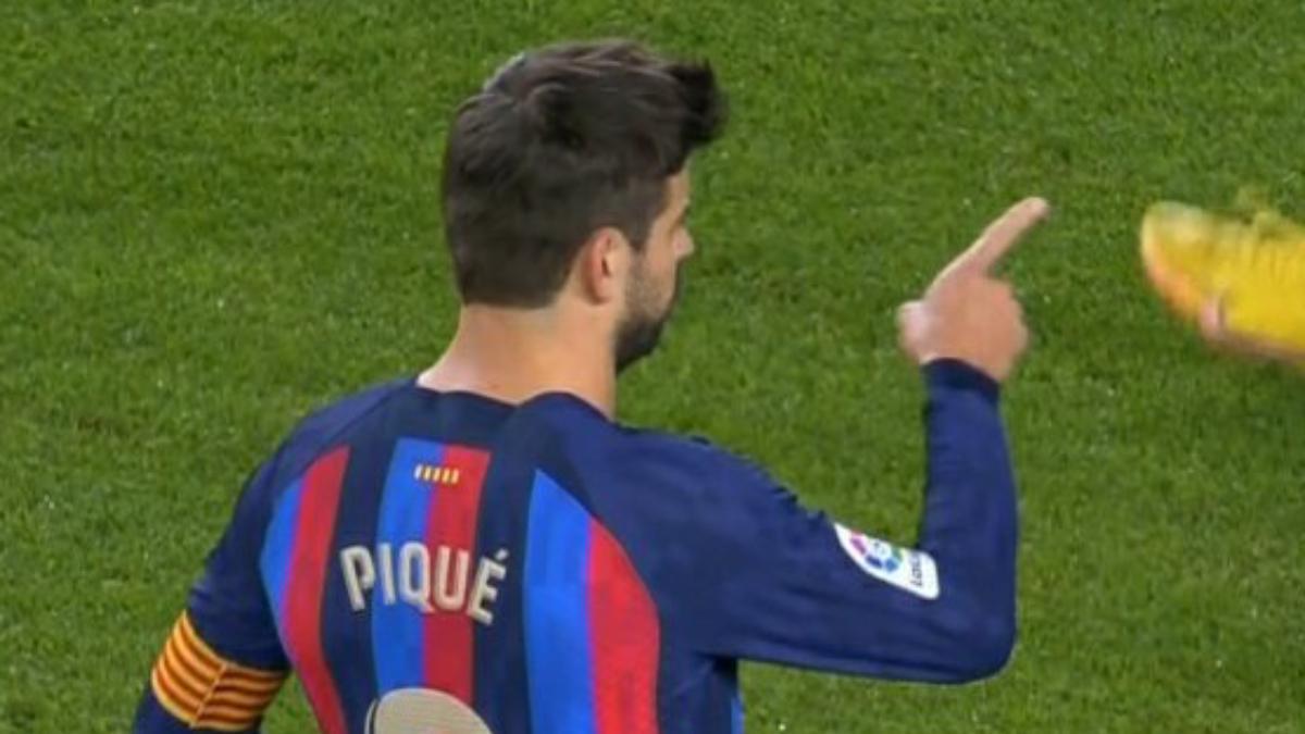 Piqué cedió el penalti a Lewandowski