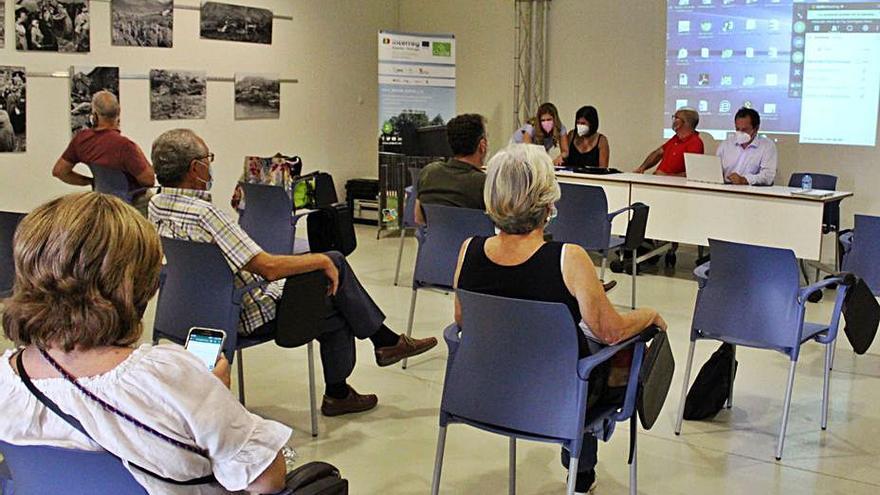 Conferencia sobre el proyecto en la Casa del Parque del Lago. | A. S.