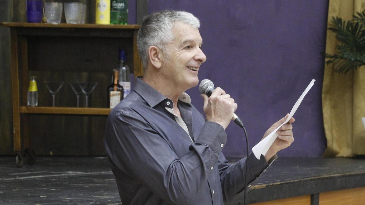 Jesús Cismeros, durante la lectura del manifiesto por el Día Mundial del Teatro