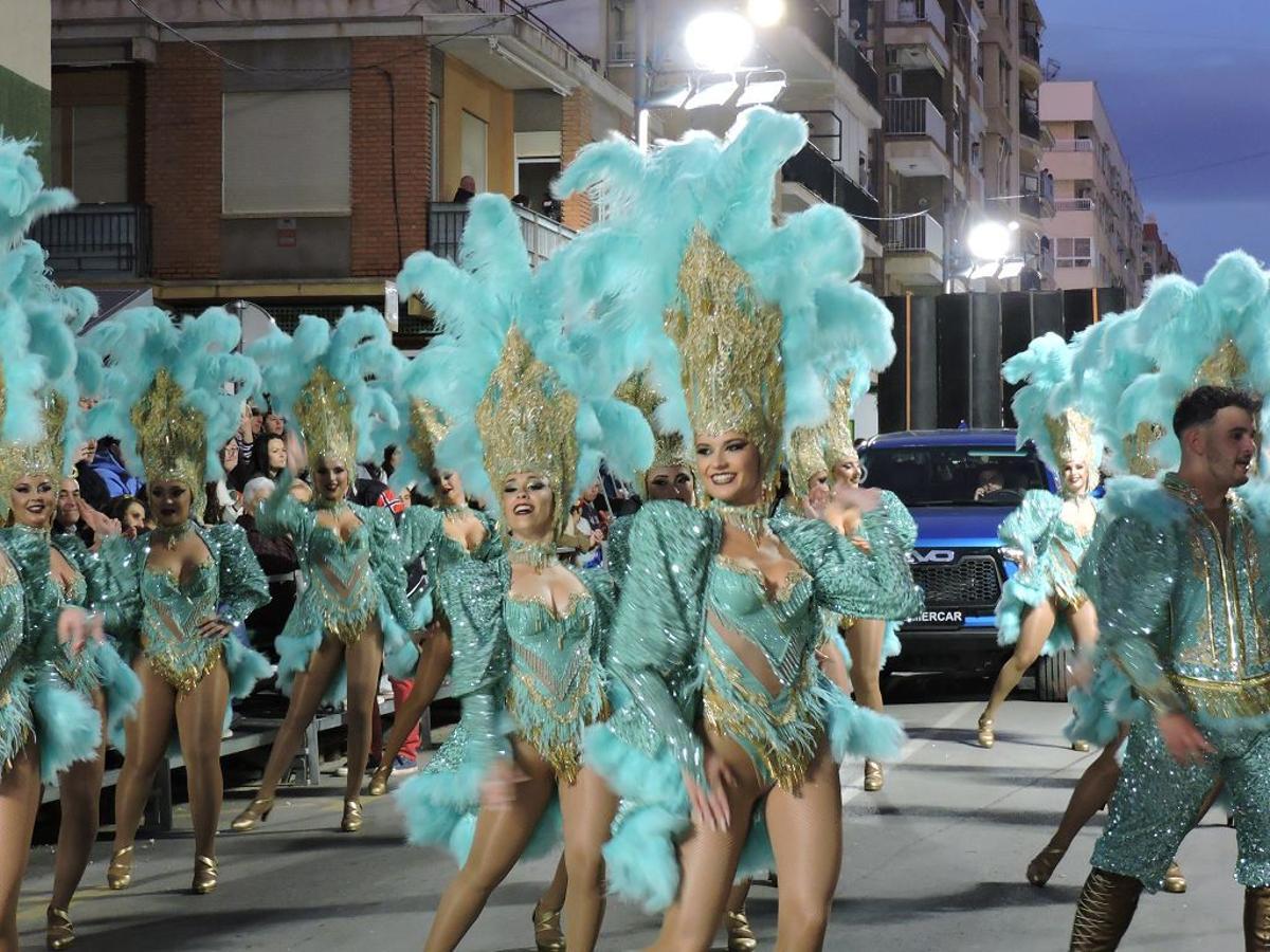 Las imágenes del desfile del Carnaval de Águilas (15 de febrero)