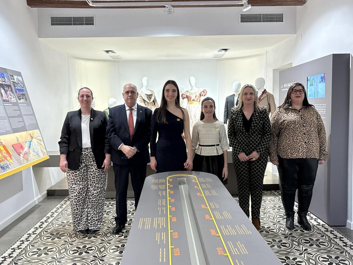 Fotogalería I Benicarló inaugura exposición fallera permanente en el Mucbe