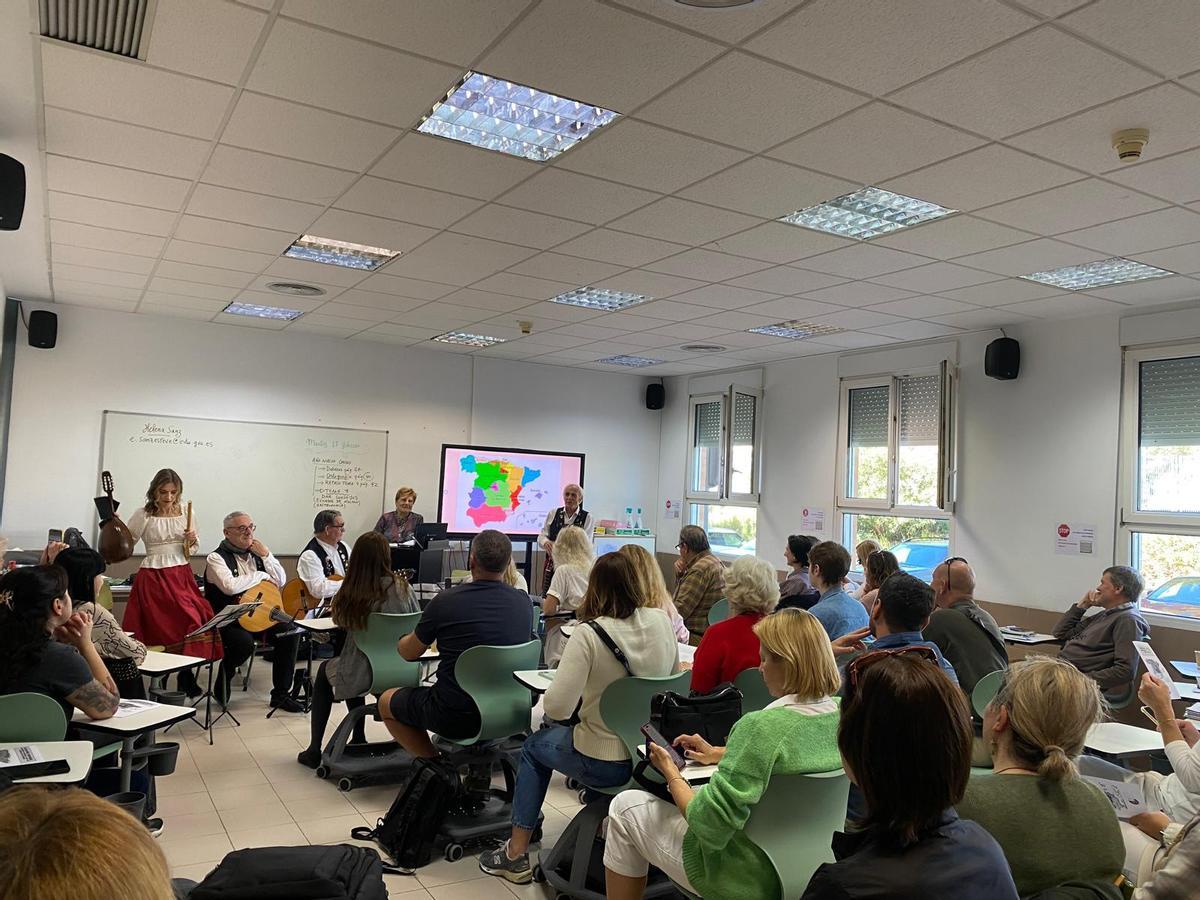 Una de las aulas de español para extranjeros, con 35 alumnos por clase.