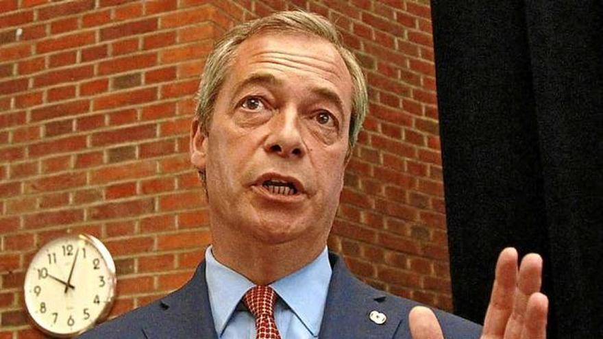 Farage plega perquè ha vist assolit el seu objectiu