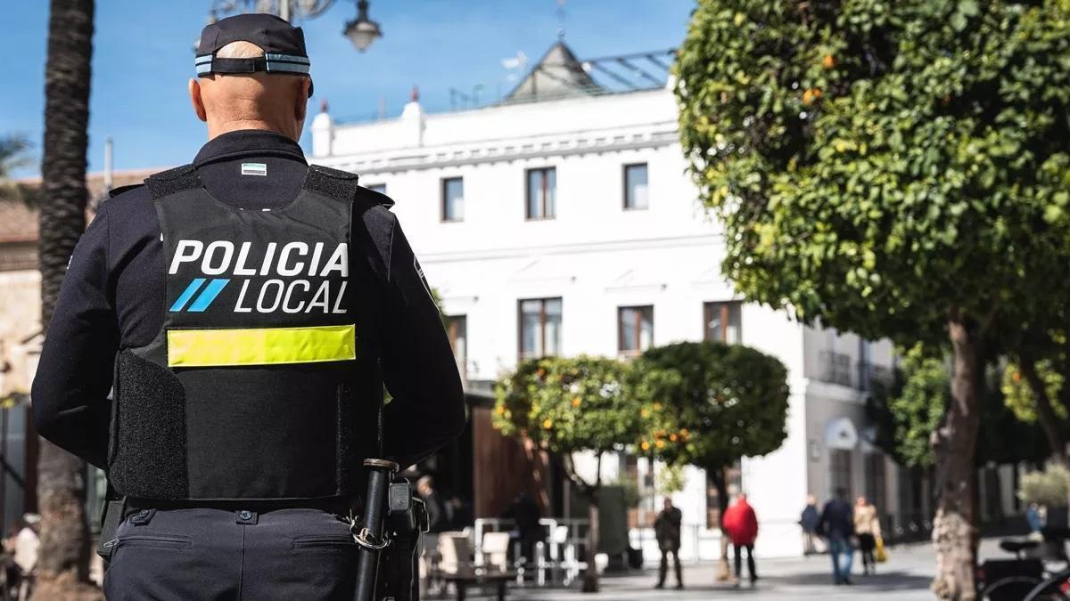 Agente de la Policía Local de Mérida.