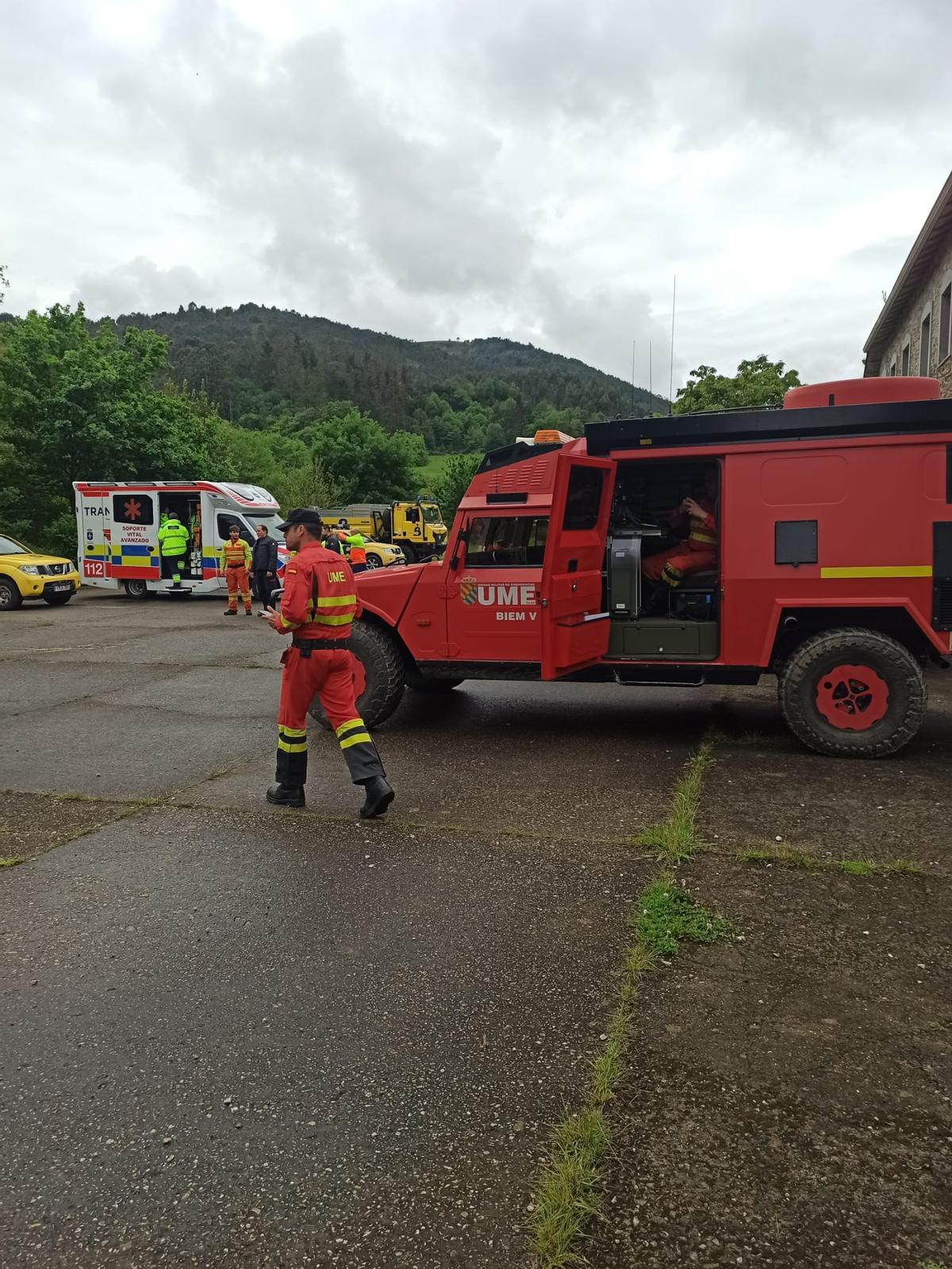 En imágenes: el simulacro de incendio que se celebró este miércoles en Paredes