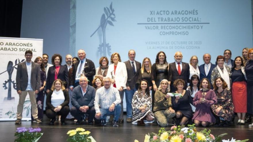 Todos los premiados a lo largo del acto se hicieron una gran foto de famillia.  | SERVICIO ESPECIAL