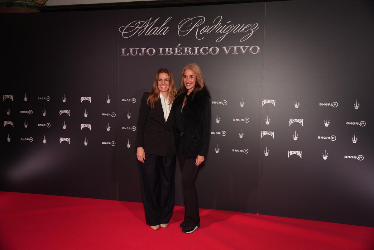 La presentadora Elsa Anka y la actriz Reyes Ventós.