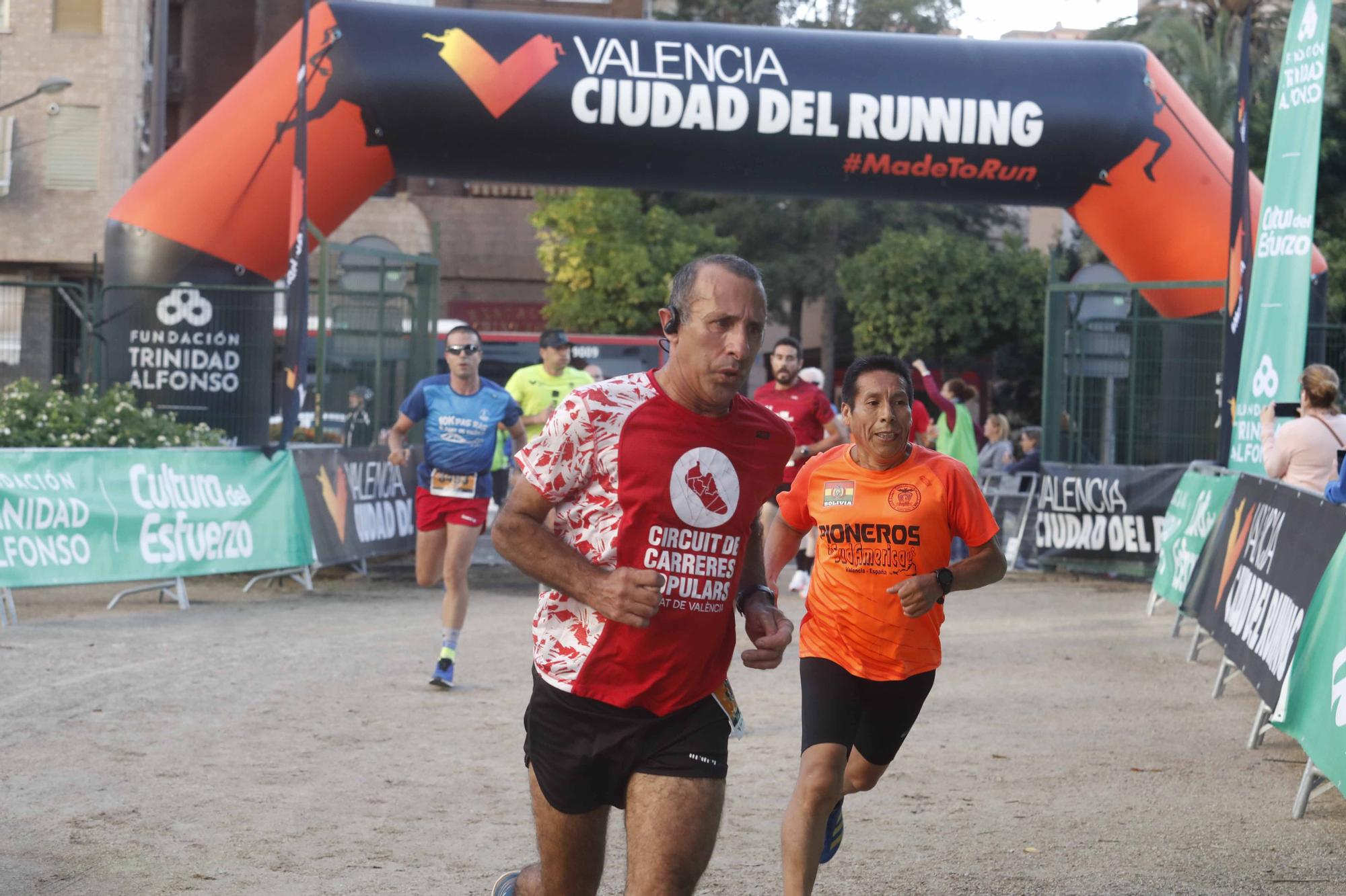 ¡Búscate en la X Carrera de la Universitat de València!