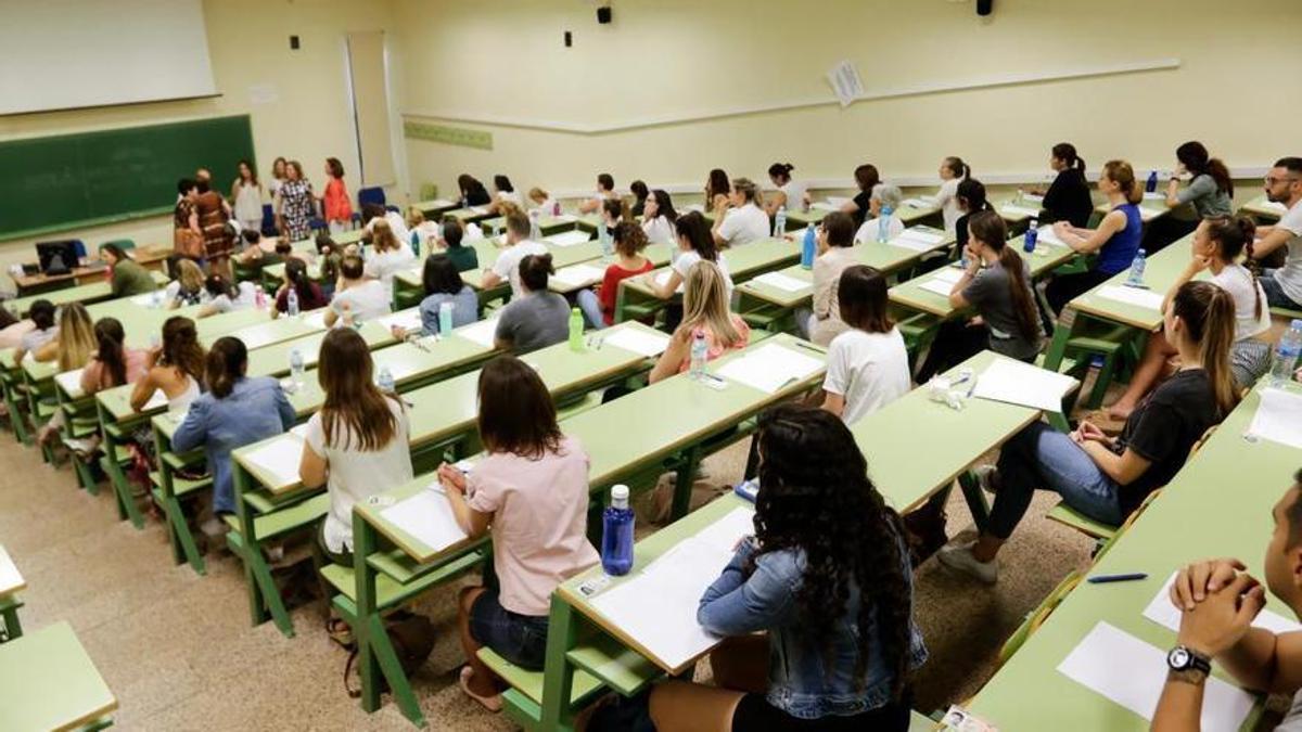 Opositores en una prueba de Educación