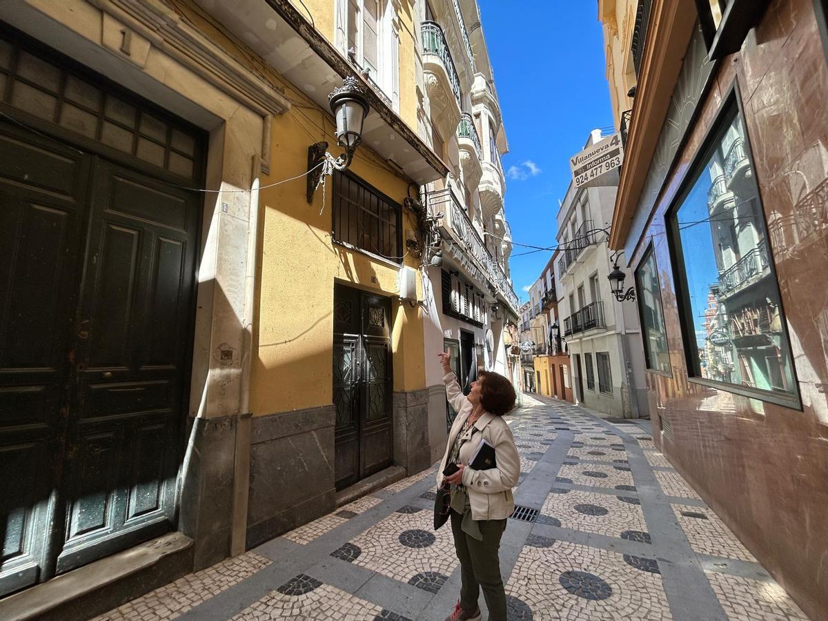 Fotogalería | Los vecinos del Casco Antiguo de Badajoz se quejan de las palomas