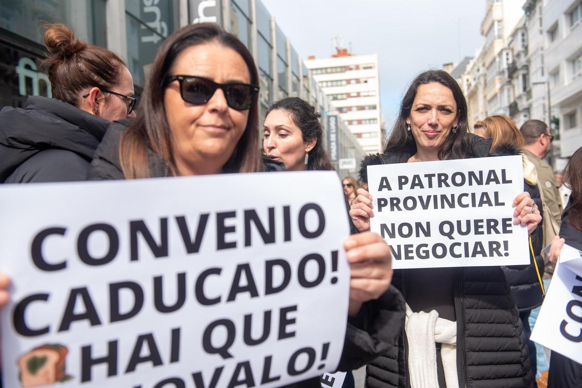 Manifestación de trabajadores del sector del comercio en A Coruña