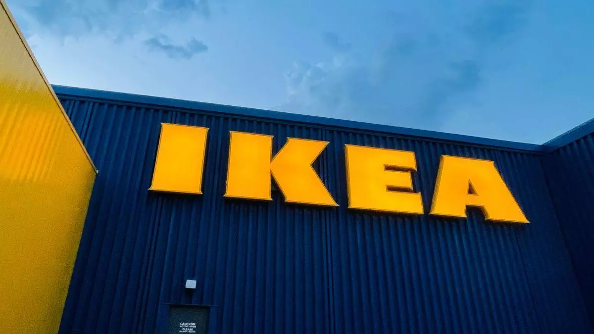 Esta es la mesa extensible de IKEA que se ha convertido en un básico para los pisos pequeños