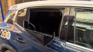 Un maltratador quebranta el alejamiento, va a por su ‘ex’ en Vila-real y acaba destrozando un coche patrulla