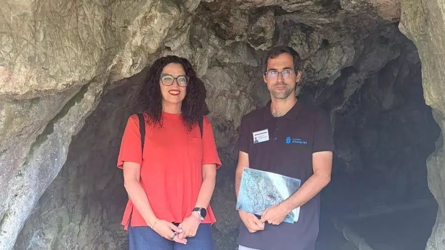 VÍDEO: La consejera de Cultura, Vanessa Gutiérrez, anuncia la reapertura de la cueva de La Lluera