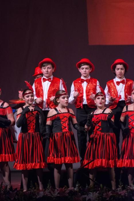 Agrupación infantil 'Bajo el cielo de París'