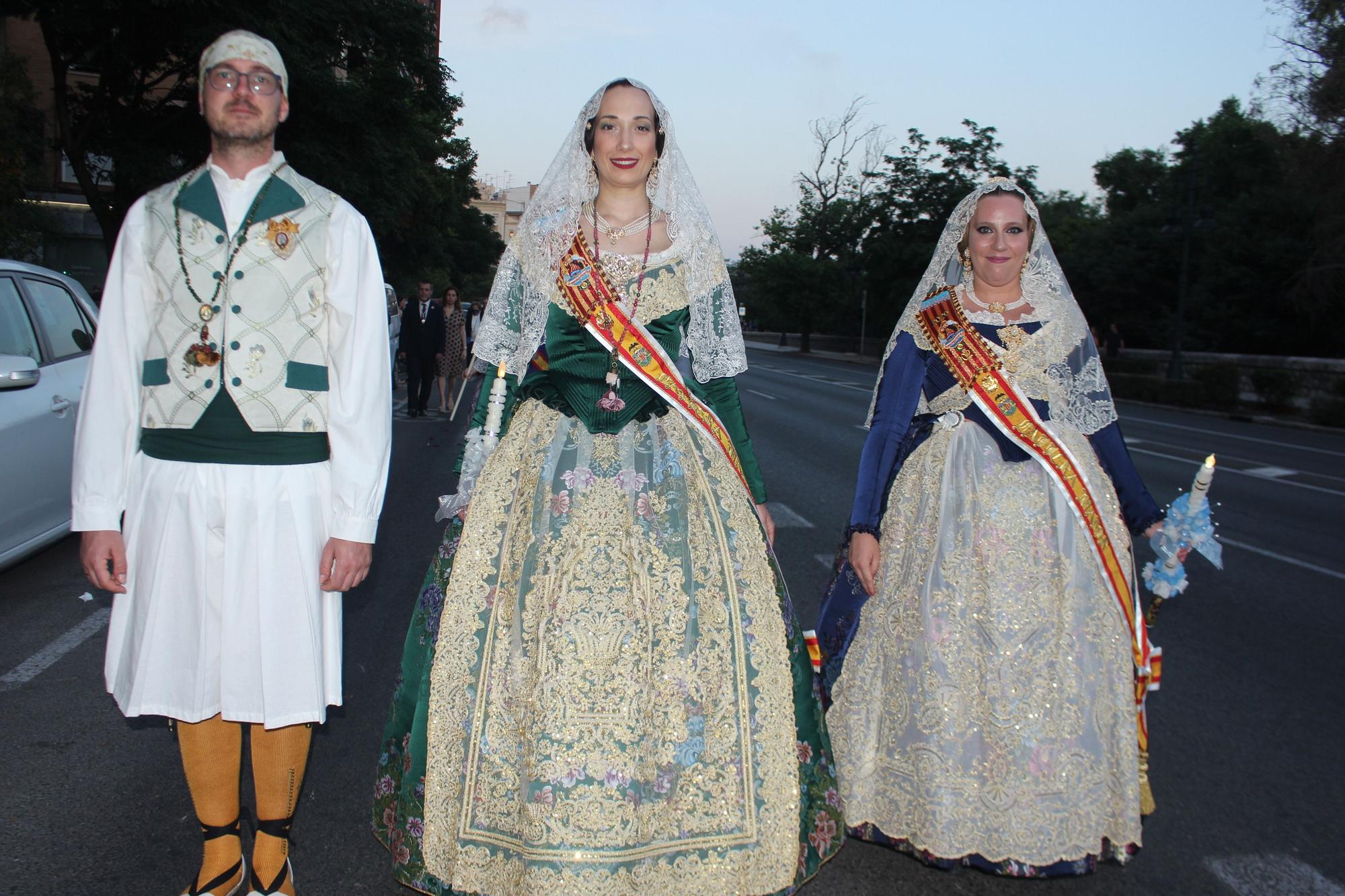 Carmen, Nerea, las cortes y las fallas de Zaidía acompañan al Cristo de la Fe