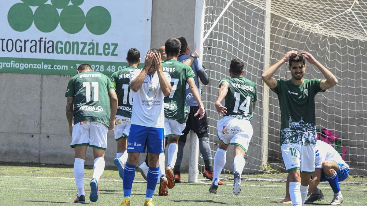 Las imágenes del Tamaraceite-Córdoba  CF