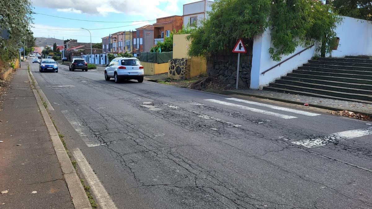 La carretera general del Norte, a su paso por San Lázaro, este viernes.