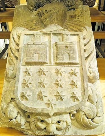 Blasón de los Salazar.