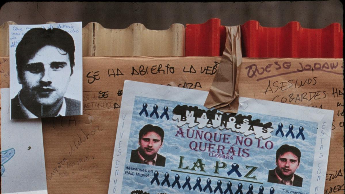 Fotografías de Miguel Ángel Blanco, político secuestrado y asesinado por la banda terrorista ETA.