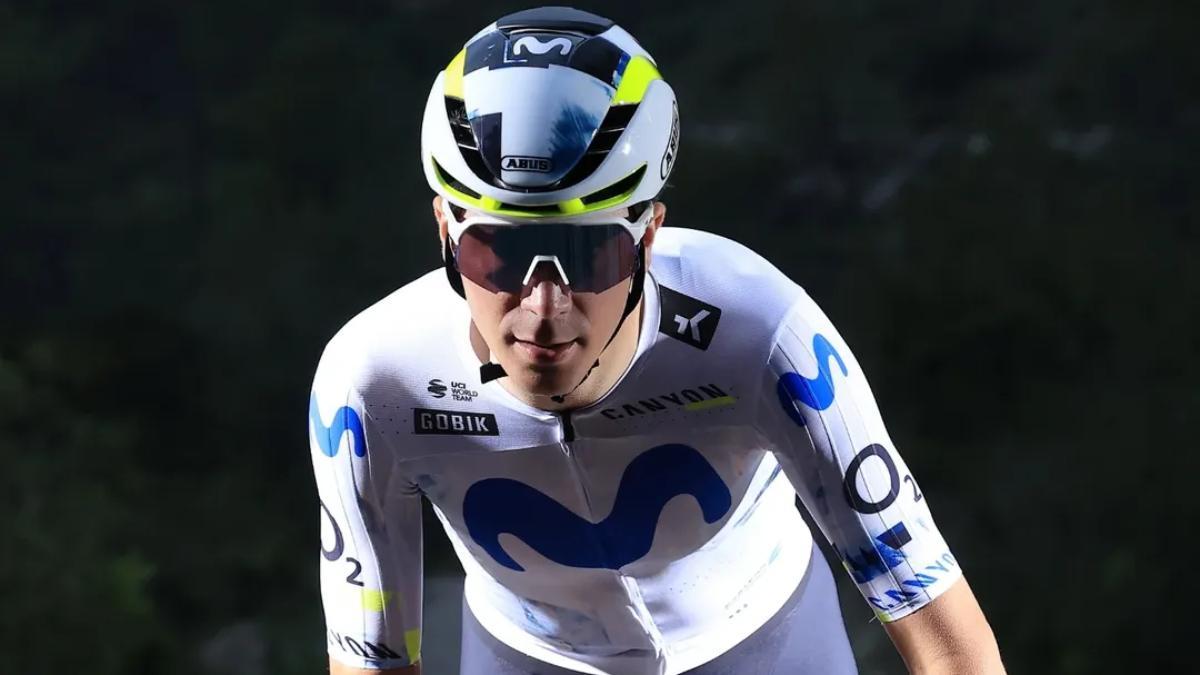 Cian Uijtdebroeks se estrena con Movistar Team en la Volta a la Comunitat Valenciana