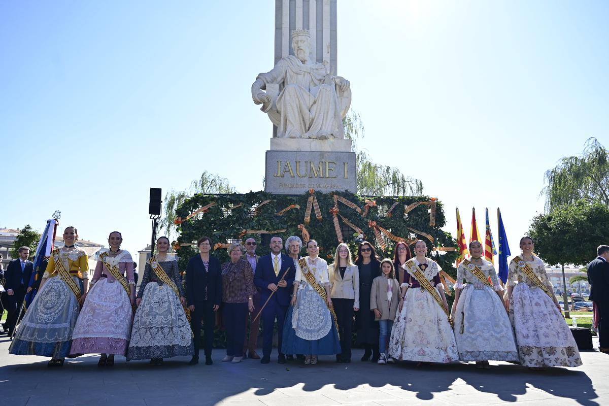 Galeria de fotos de l'homenatge a Jaume I en les festes fundacionals de Vila-real