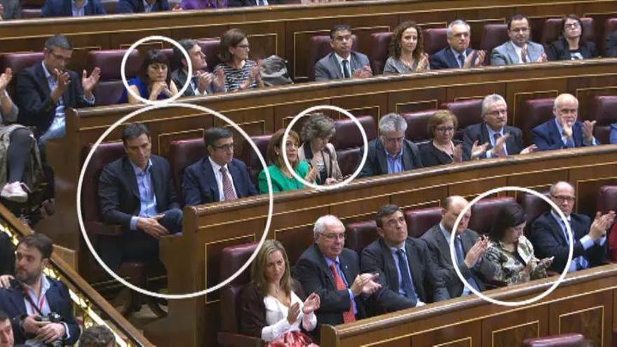 Pedro Sánchez y sus afines dan muestras de rechazo con pocos aplausos