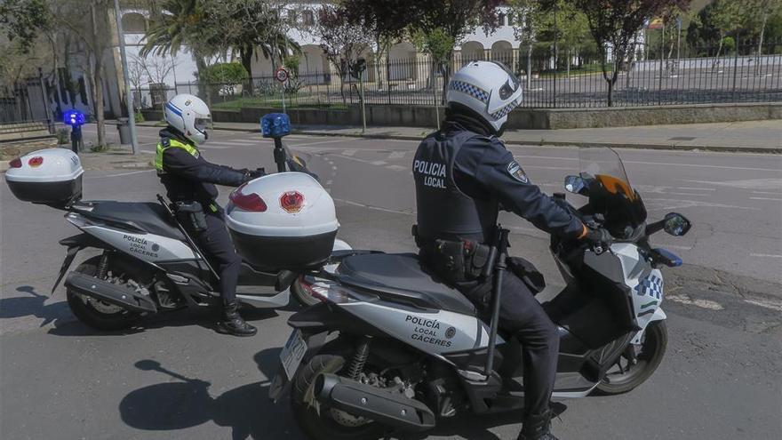 La policía local caza al ‘fugitivo’ cacereño