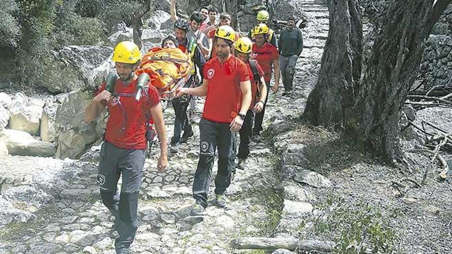 Rescate de un excursionista en Biniaraix