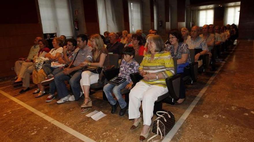 Torres: &quot;La llamada Copa de Cristo es la que tenemos en San Isidoro de León&quot;