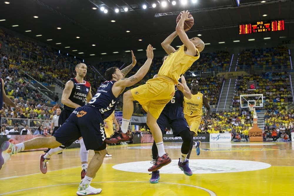 Herbalife Gran Canaria 93 - 87 Laboral Kutxa