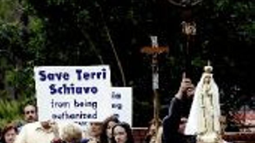 El tribunal de apelación rechaza que se reconecte a Terri Schiavo