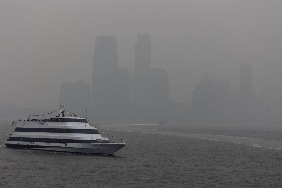 Nueva York cubierta por el humo