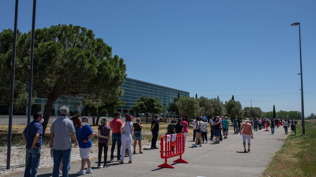 Por primera vez se han generado colas en Ifeza para vacunarse