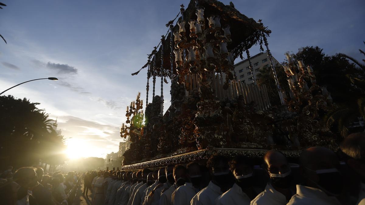 Fotos de las procesiones de la Magna de Málaga