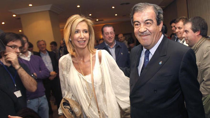 Álvarez Cascos y María Porto antes de divorciarse