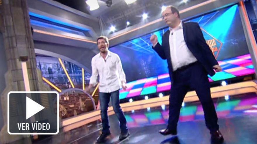 Pablo Motos y Miquel Iceta, en pleno baile.