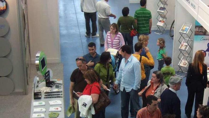 Ambiente en una pasada edición de la feria de stocks de Vegadeo.