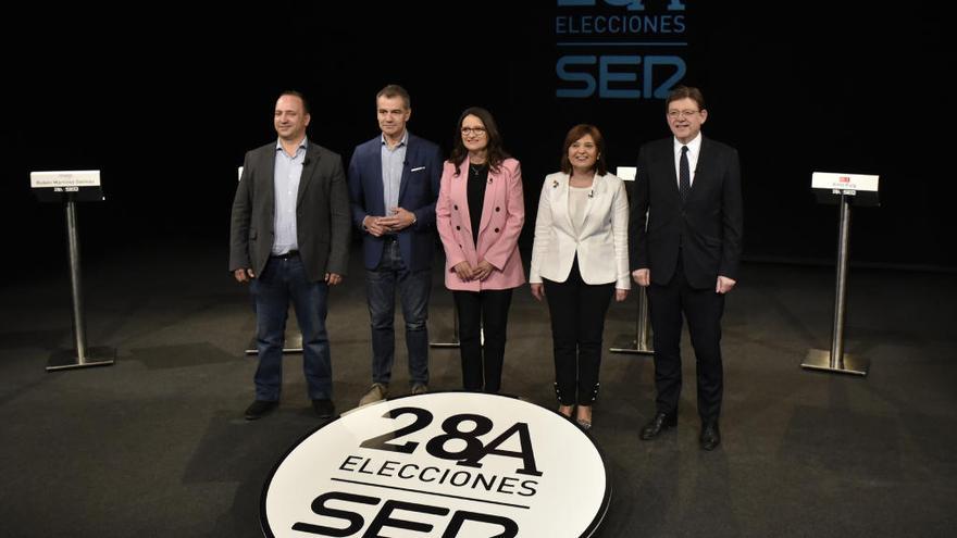 El primer debate electoral define los bloques de izquierda y derecha que aspiran a la Generalitat