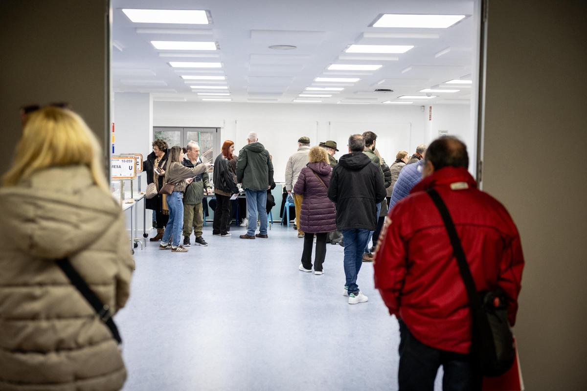 En imágenes | Así transcurre la jornada electoral en Aragón