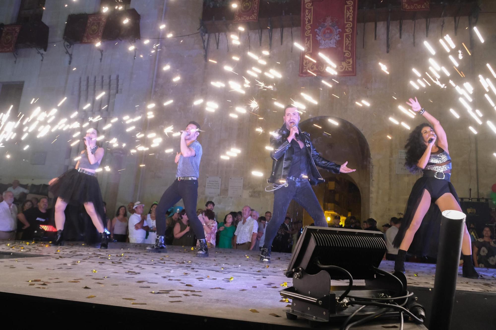 Así ha sido el acto del pregón de las Fiestas de Elche