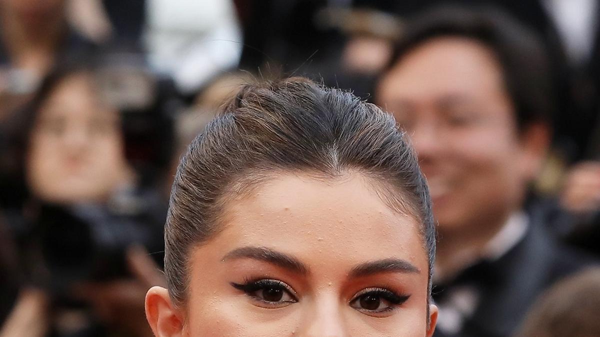 El 'look beauty' de Selena Gomez en la alfombra roja de Cannes